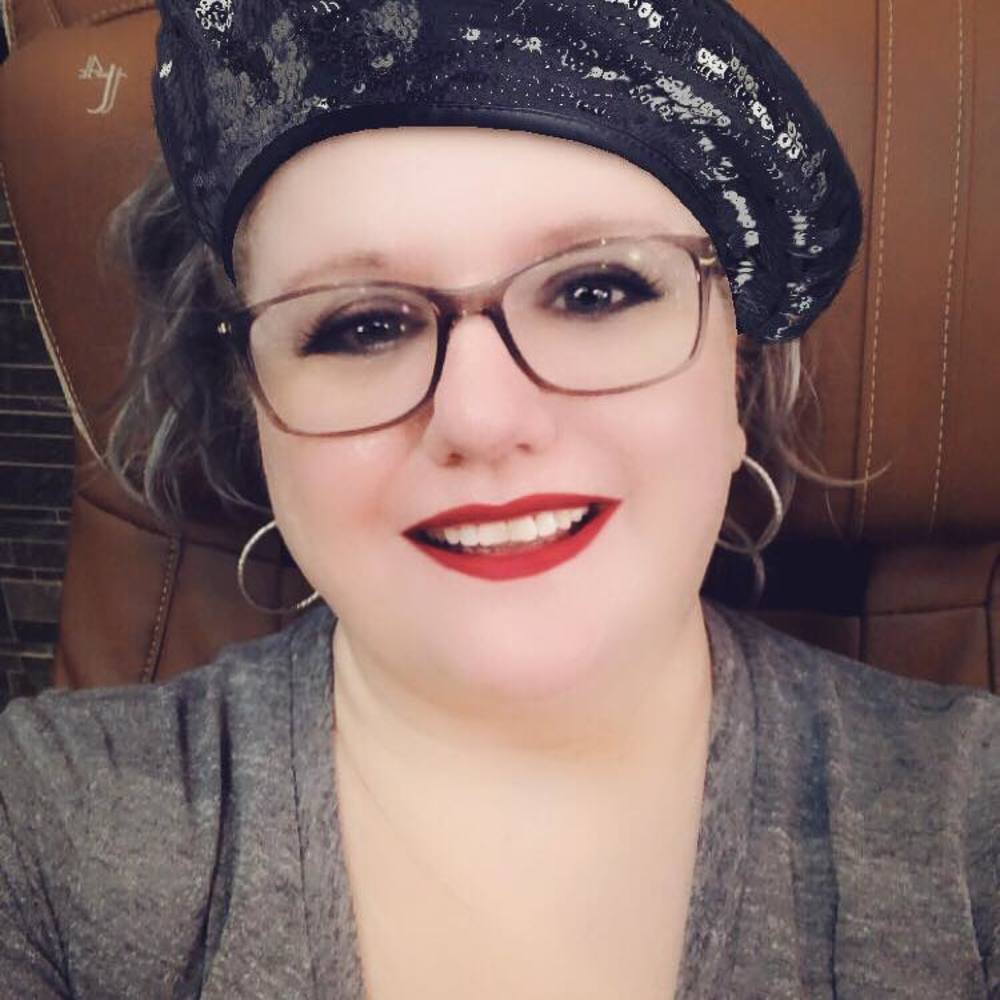 Meet your Posher, Christina